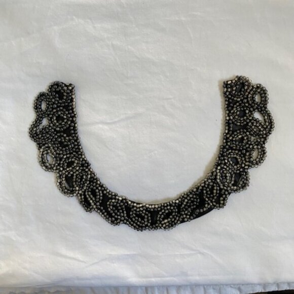 Set of 4 Lovely Vintage/Estate Beaded Collar Necklaces - Picture 7 of 16